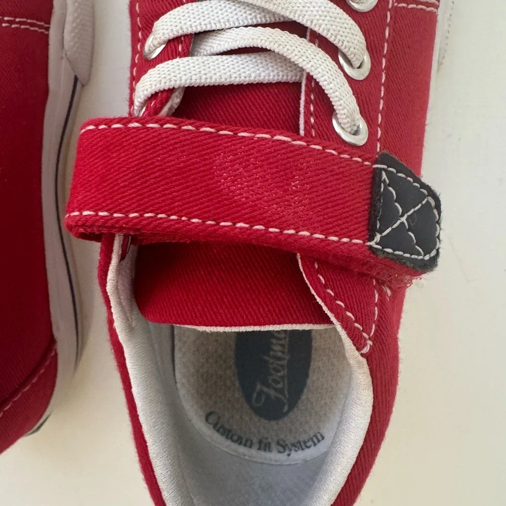 Footmates - Red Canvas Sneakers Velcro Strap - Toddler Size 8 - Picture 4 of 7